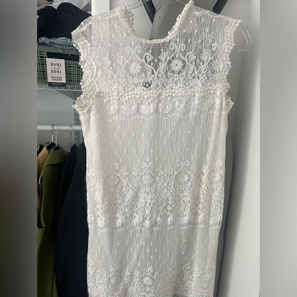 City Triangles White Lace Wedding Dress